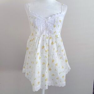 Victoria’s Secret vintage floral Cottagecore babydoll cami top